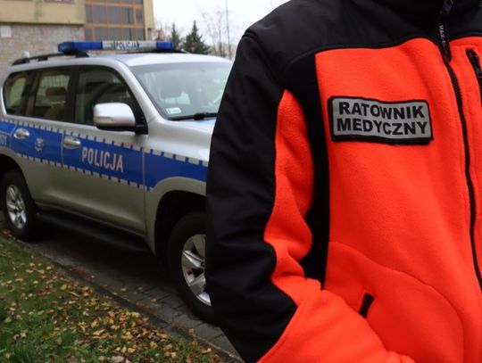 Uderzył i kopnął ratownika medycznego, który mu pomagał. Zarzuty dla 30-letniego Ukraińca