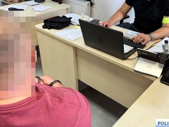 Ukradł dziecku telefon na placu zabaw. Wpadł dzięki lokalizacji urządzenia