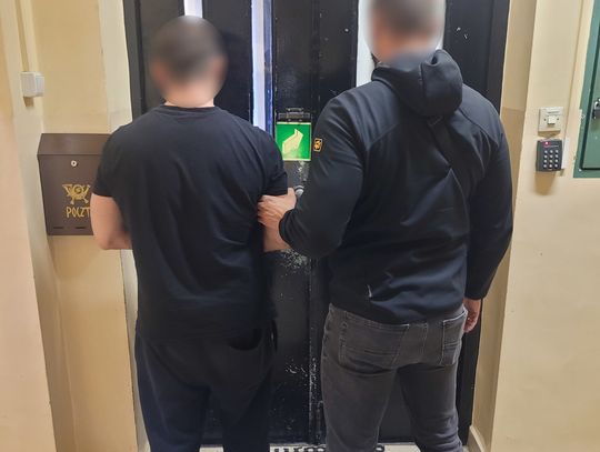 Ukradł ekskluzywną bieliznę wartą 60 tysięcy złotych. Policjanci zatrzymali seryjnego włamywacza