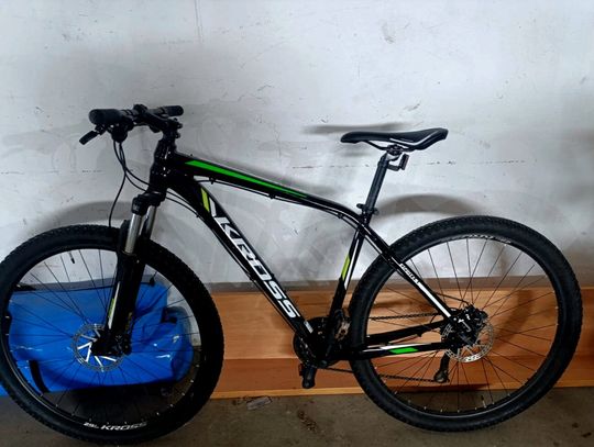 Ukradł rower sprzed galerii, po kilku dniach ruszyło go sumienie. Oddał łup i zgłosił to policji