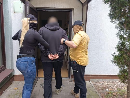 Ukradli auto z ważnymi dokumentami w środku. Policjanci już w dwa dni dotarli do złodziei