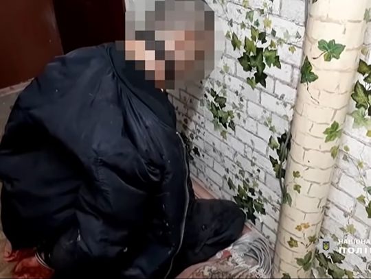 UKRAINA: Zabił ojca, odciął mu głowę i spacerował z nią po ulicach miasta