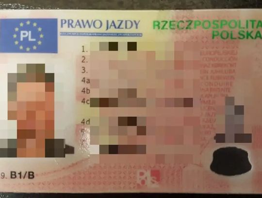 Ukrainiec wpadł na jeździe bez uprawnień. Na przesłuchanie przyszedł z fałszywym polskim prawkiem