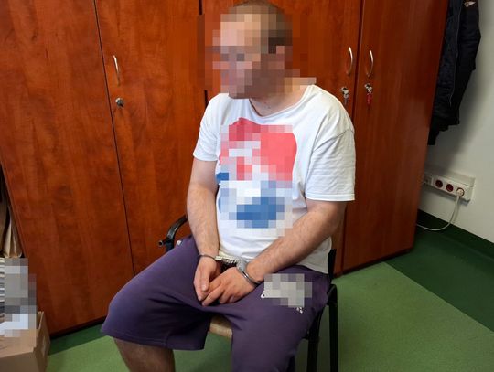Ukrywał mefedron w torebce prezentowej i bidonach. Kryminalni przejęli kilogram narkotyków