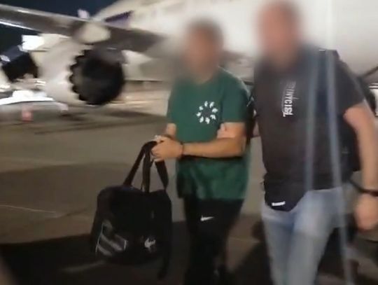Ukrywał się w Hiszpanii. „Łowcy głów” sprowadzili ściganego przez Interpol go do Polski