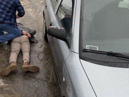 Ukrywał się w Holandii, wrócił wziąć udział w pogrzebie. Policjanci czekali na taką okazję Ukrywał się w Holandii, wrócił wziąć udział w pogrzebie. Policjanci czekali na taką okazję