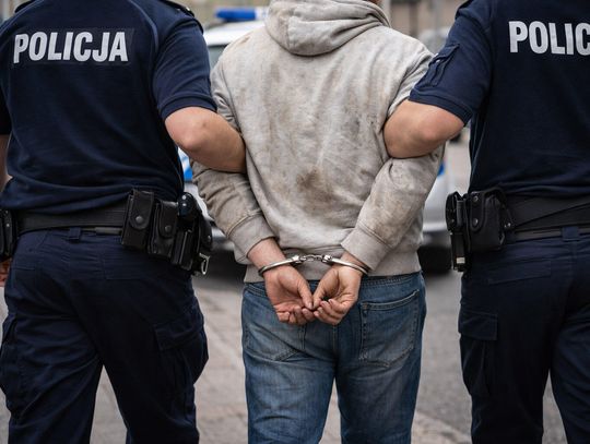 Umówił się kolegą na urodzinowe picie, a potem go zaatakował. Resztę imprezy spędził w celi