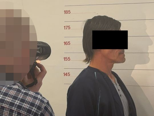 W biały dzień skatował bezdomnego na oczach dziesiątek ludzi. Poszkodowany 20-latek walczy o życie