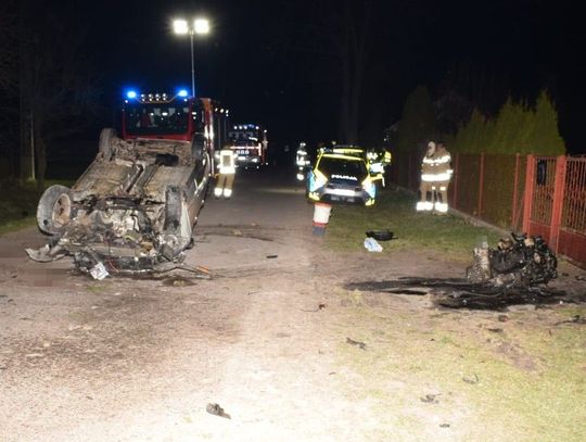 W trakcie dachowania z forda wypadł silnik. Za kierownicą pijany 43-latek