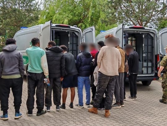 W osobówce było aż 12 Somalijczyków. Nielegalni imigranci wjechali do Polski z Litwy