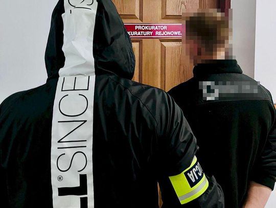 W pięciu napadli na przypadkowego mężczyznę. Pobili go, wrzucili do bagażnika i wywieźli do lasu