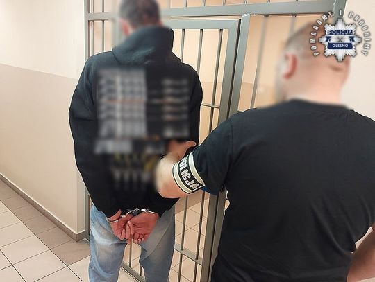 We trzech sterroryzowali pracownicę sklepu. Potem uciekli z piwem