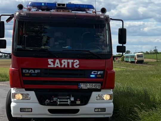 Wjechał motorowerem prosto pod pociąg. 30-latek nie miał szans na przeżycie