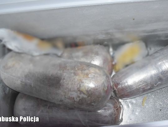 Włamali się do kebabu i ukradli "kule mocy". Nie mieli pojęcia, że mięso jest surowe