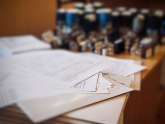 Wyłudzał kasę z ubezpieczenia. Przerabiał dokumentację medyczną, wymyślił nawet narodziny dziecka