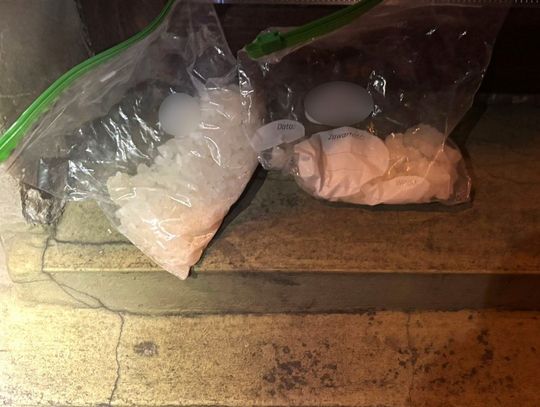 Wyszedł z bloku i cały czas oglądał się za siebie. Miał prawie 290 gramów mefedronu