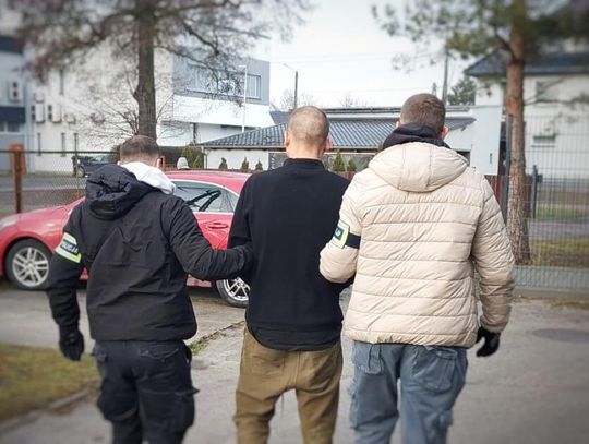 Wyszedł z więzienia i wrócił na przestępczą drogę. Groził znajomym, a nawet własnej matce