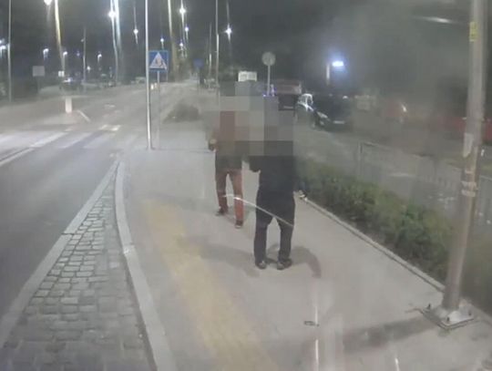 Zaatakował kierowcę autobusu miejskiego, bo ten zwrócił mu uwagę. Obywatel Ukrainy będzie deportowany