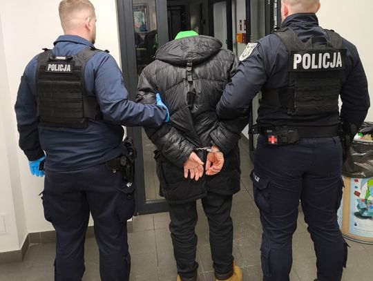 Zabójstwo w Nowy Rok. Policja zatrzymała 53-latka, który śmiertelnie dźgnął nożem swojego ojca