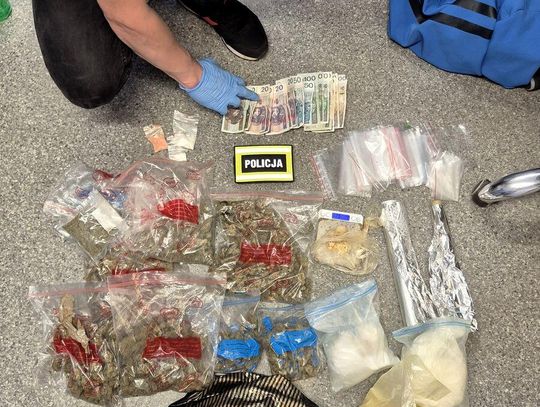 Zaczęło się od jazdy na zakazie, skończyło na dużej ilości narkotyków. 35-latek zamieszany w handel
