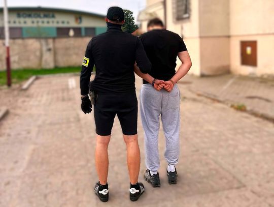 Zadyma na ulicy, potem zatrzymania o poranku. Sześciu podejrzanych w rękach policji