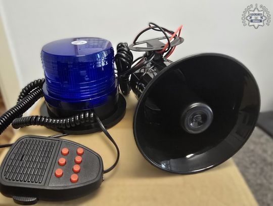 Zamontował policyjnego koguta na swoim BMW i szalał na sygnałach po osiedlowych uliczkach