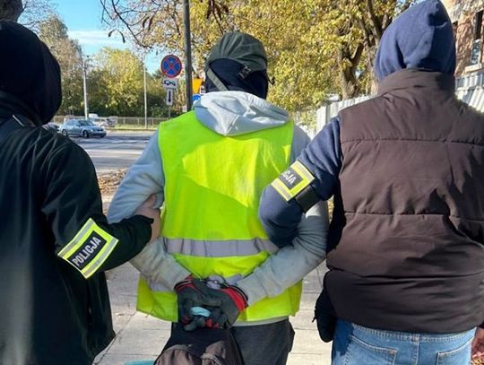 Zapłaciła za remont z góry. Budowlaniec po otrzymaniu kasy zniknął i nie odbierał telefonu