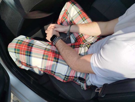 Zapomniał o marihuanie w plecaku. Wpadł podczas kontroli - mówił, że dostał ją od koleżanki