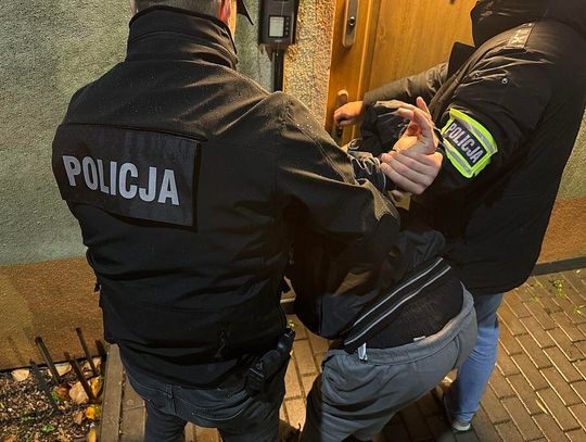 Zatrzymani sprawcy brutalnego morderstwa. Po zabiciu mężczyzny jego zwłoki upchnęli w walizce