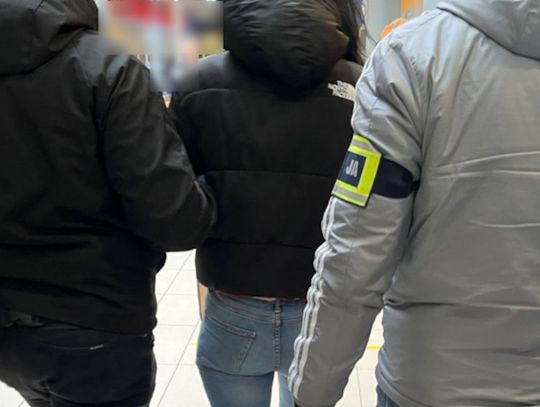 Zatrzymanie w salonie urody. "Łowcy głów" dopadli 40-latkę ściganą za przestępstwo seksualne