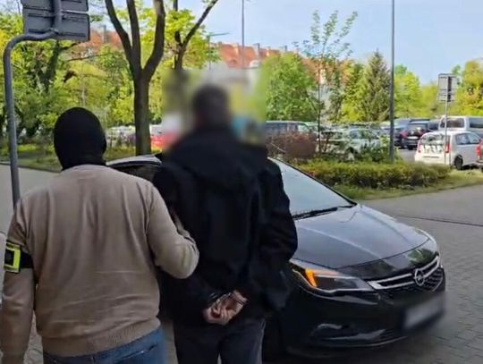 Zatrzymany sprawca fałszywego alarmu bombowego na Poznań Motor Show 2025