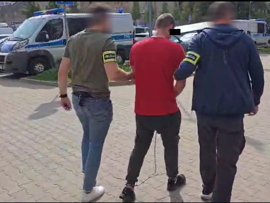 Zatrzymany sprawca zgwałcenia 24-letniej kobiety. Policjanci zaskoczyli 35-latka w jego pracy