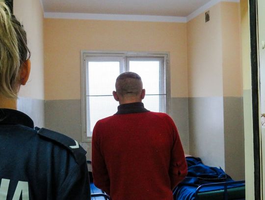 Zgwałcił staruszka w altanie śmietnikowej. 39-letni Mołdawianin zatrzymany