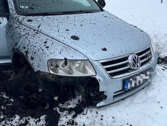 Złodziej volkswagena zgubił policyjny pościg, ale wpadł po kilku godzinach. Ukrywał się w kurniku