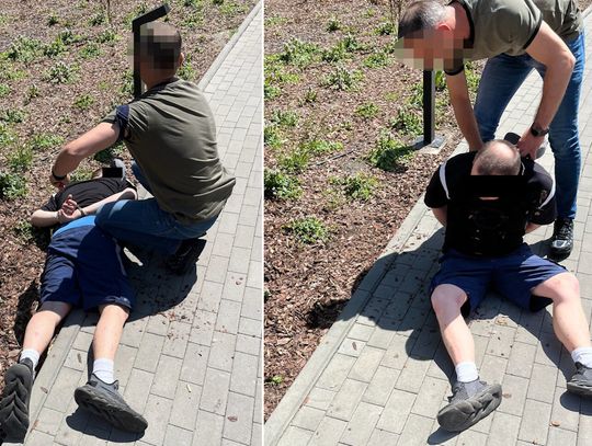 Złodziej zrywał złotą biżuterię z kobiet. Swoje ofiary wypatrywał w autobusach i tramwajach