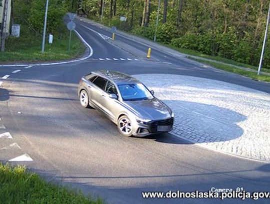 Zmyślili kradzież auta, żeby nie musieć za nie płacić. Policjanci zatrzymali 36-latkę i 37-latka