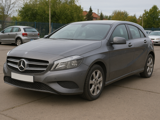 Znalazł ogłoszenie z wymarzonym mercedesem i chciał go sobie zarezerwować. Mężczyzna stracił 20 tysięcy