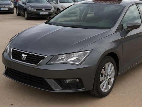 Znalazł wymarzone auto w super cenie. Zrobił przelew, a po kilku dniach zgłosił się na policję