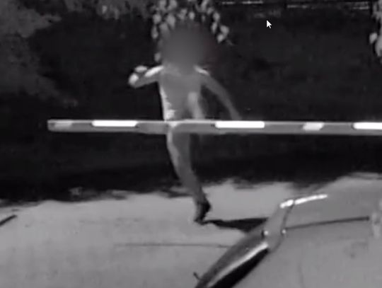 Zniszczył szpitalny szlaban i uszkodził instalację na stacji paliw. 18-latek stanie przed sądem