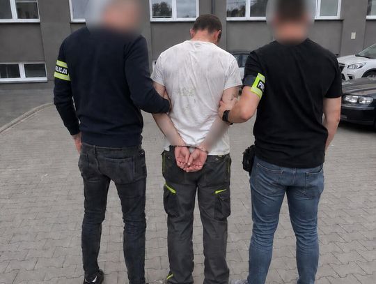 Zobaczył luksusowe auto z kluczkami w środku. Odjechał nim, żeby pochwalić się koleżankom