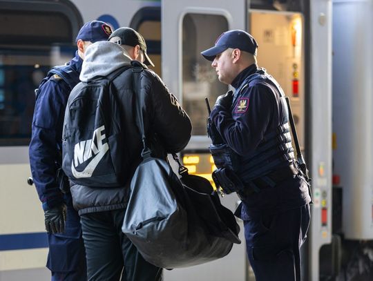 Zostawił w pociągu plecak z marihuaną. Został zatrzymany, gdy sam zgłosił się po jego odbiór