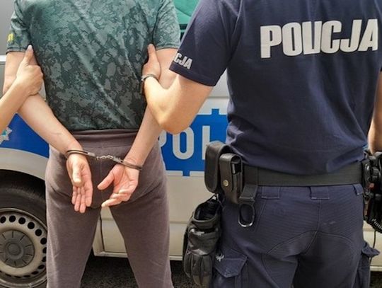 Zuchwały napad w punkcie zakładów sportowych. Ukradł kupony i spryskał pracownika gazem