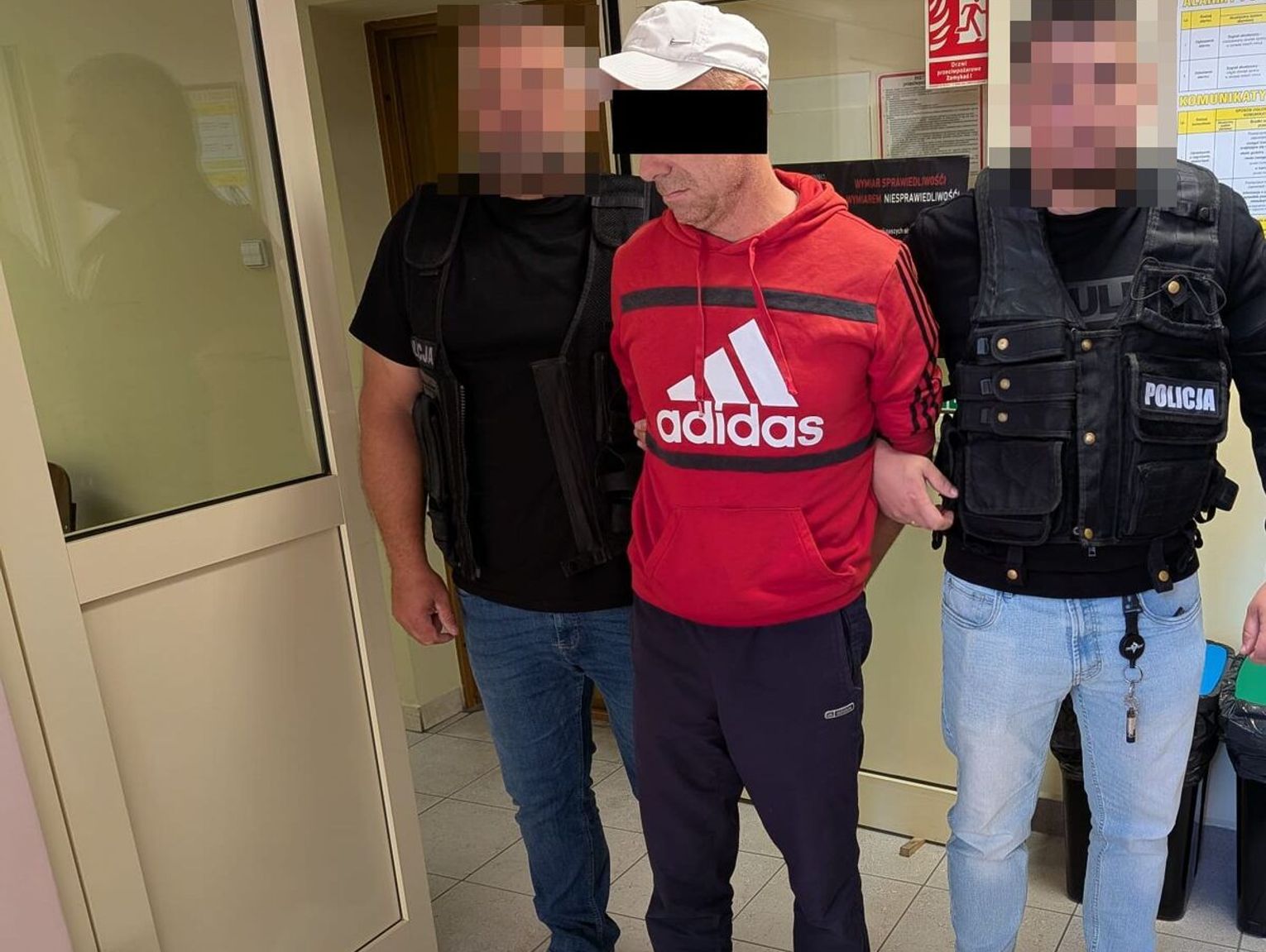 Lublin: pijany kierowca z czterema dożywotnimi zakazami jazdy trafił do aresztu