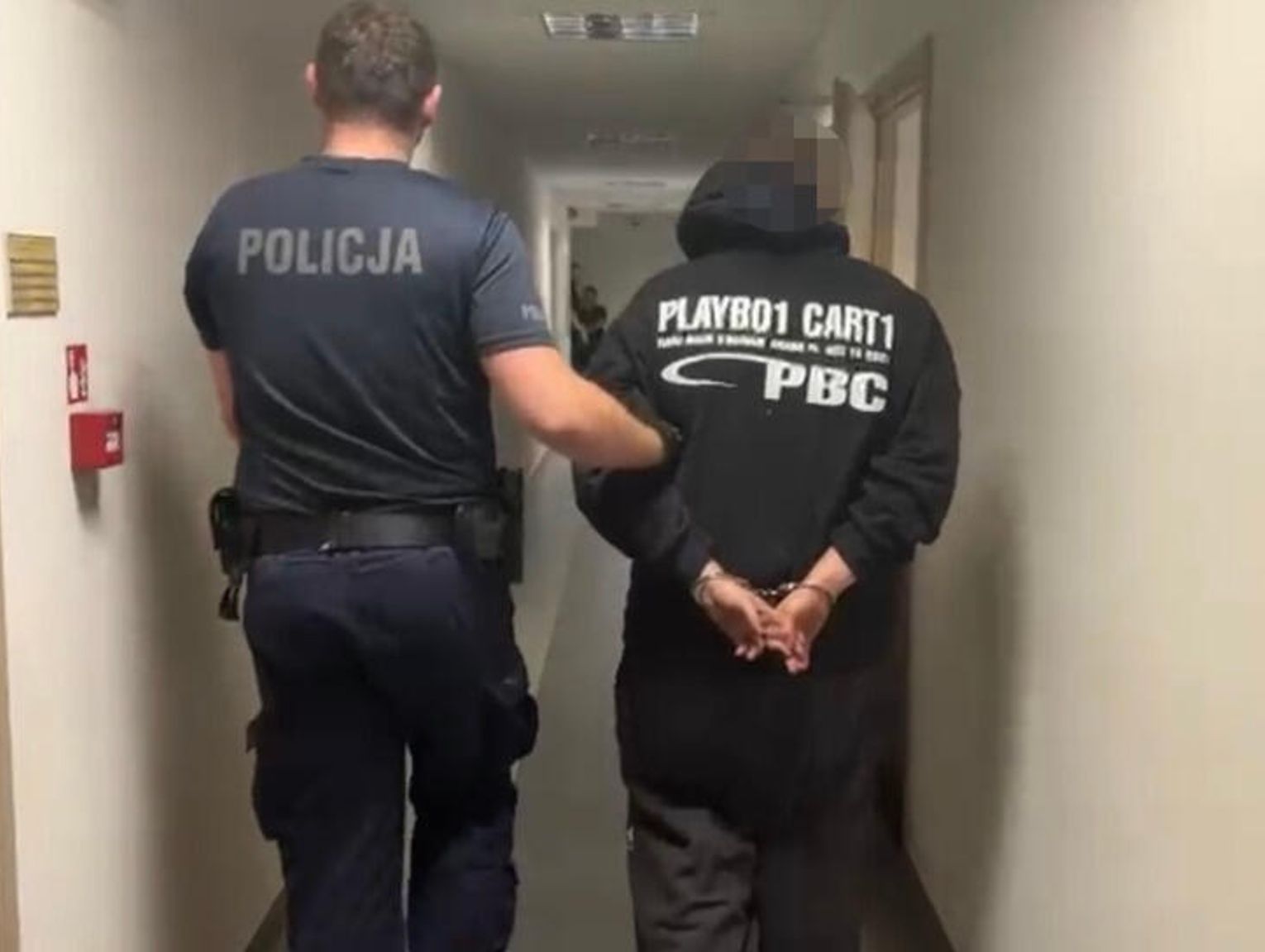 22-year-old stabs girlfriend on Mokotów and calls police himself
