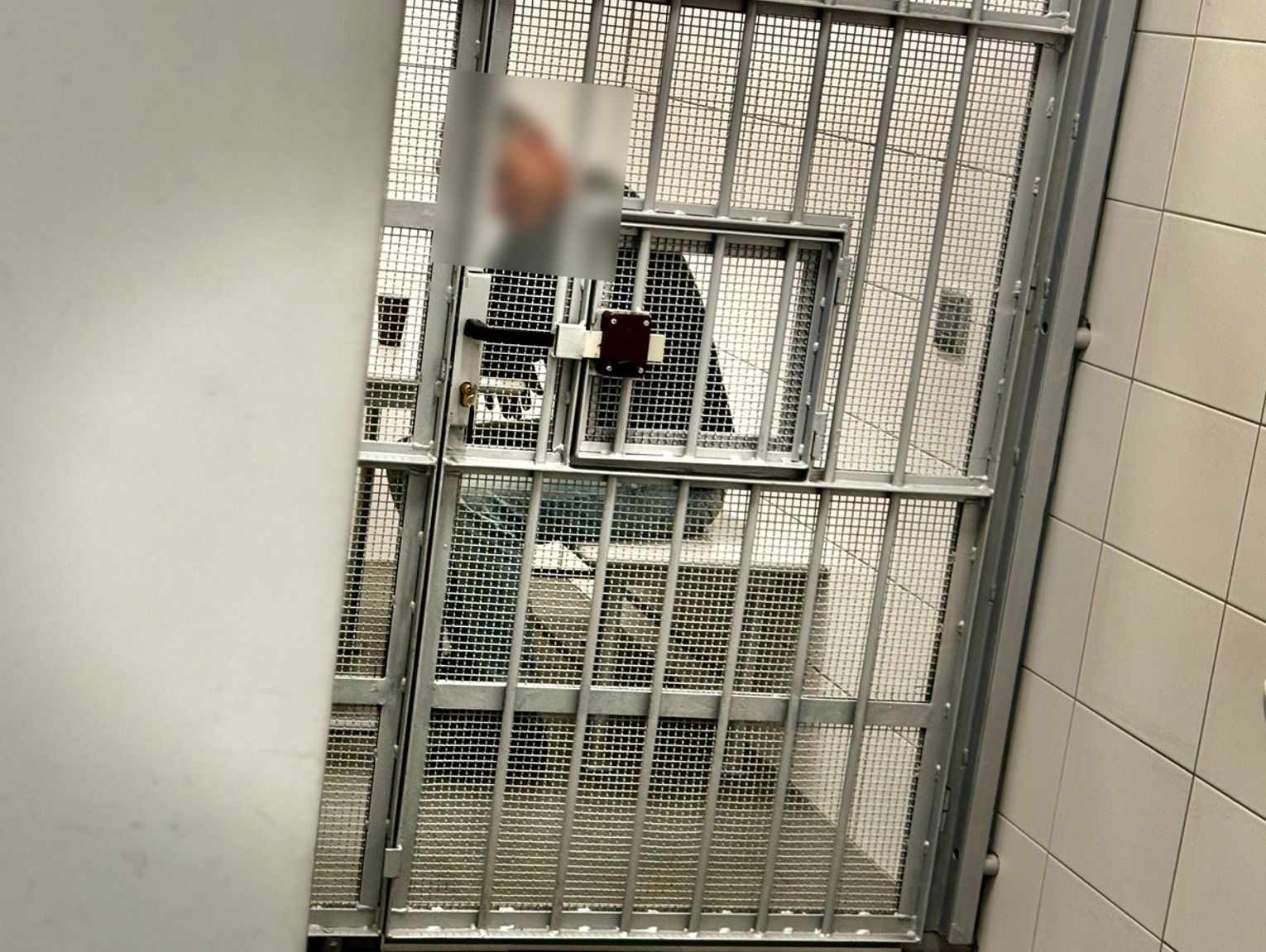 Gogolin: policja znalazła ponad tysiąc porcji amfetaminy w mieszkaniu 37-latka