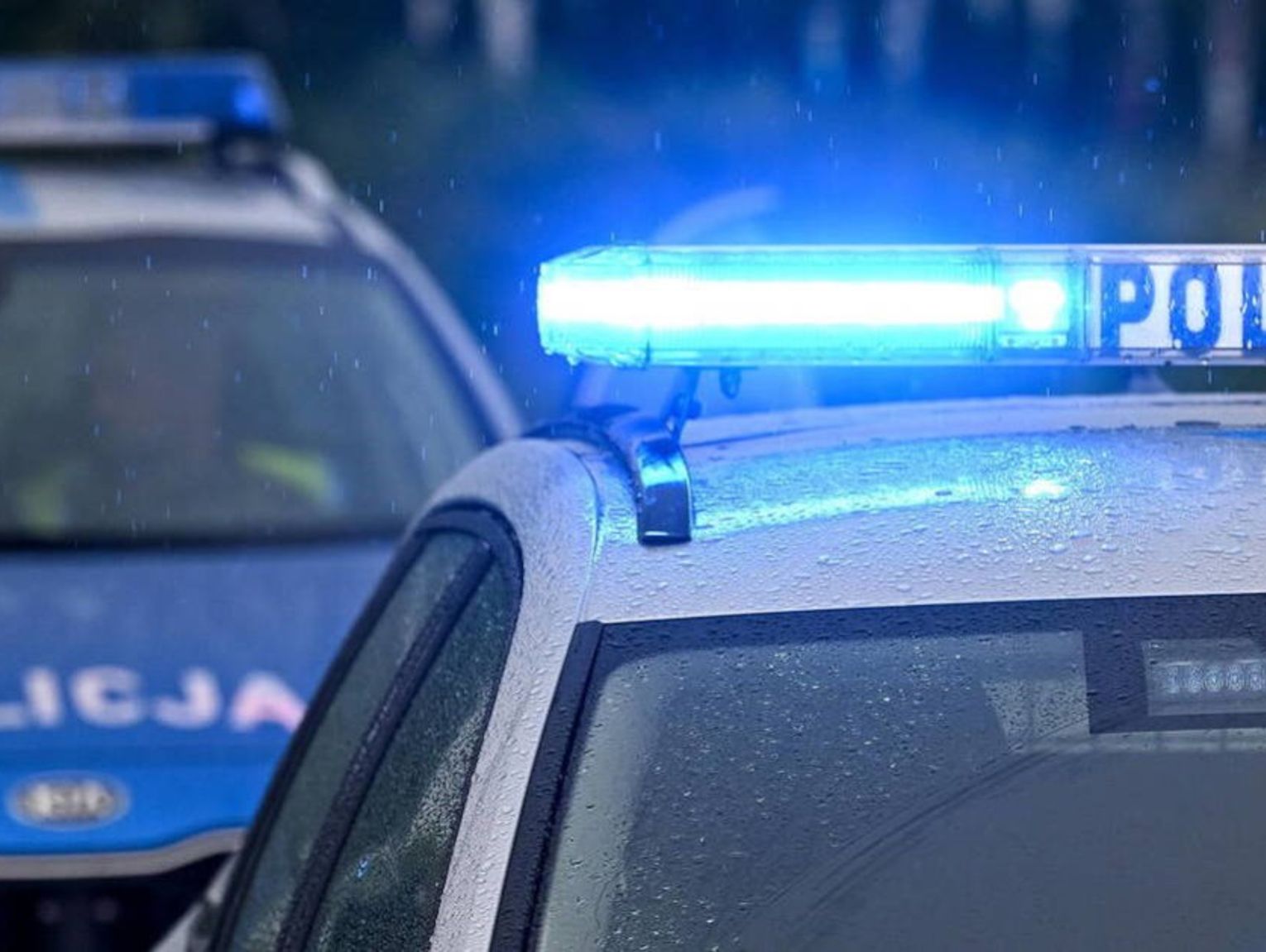 Man threatens to blow up apartment block to get wife back, arrested within an hour