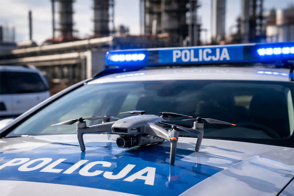 14-latek podczas zabawy dronem wleciał na teren rafinerii. Został zatrzymany razem z opiekunem 14-latek podczas zabawy dronem wleciał na teren rafinerii. Został zatrzymany razem z opiekunem