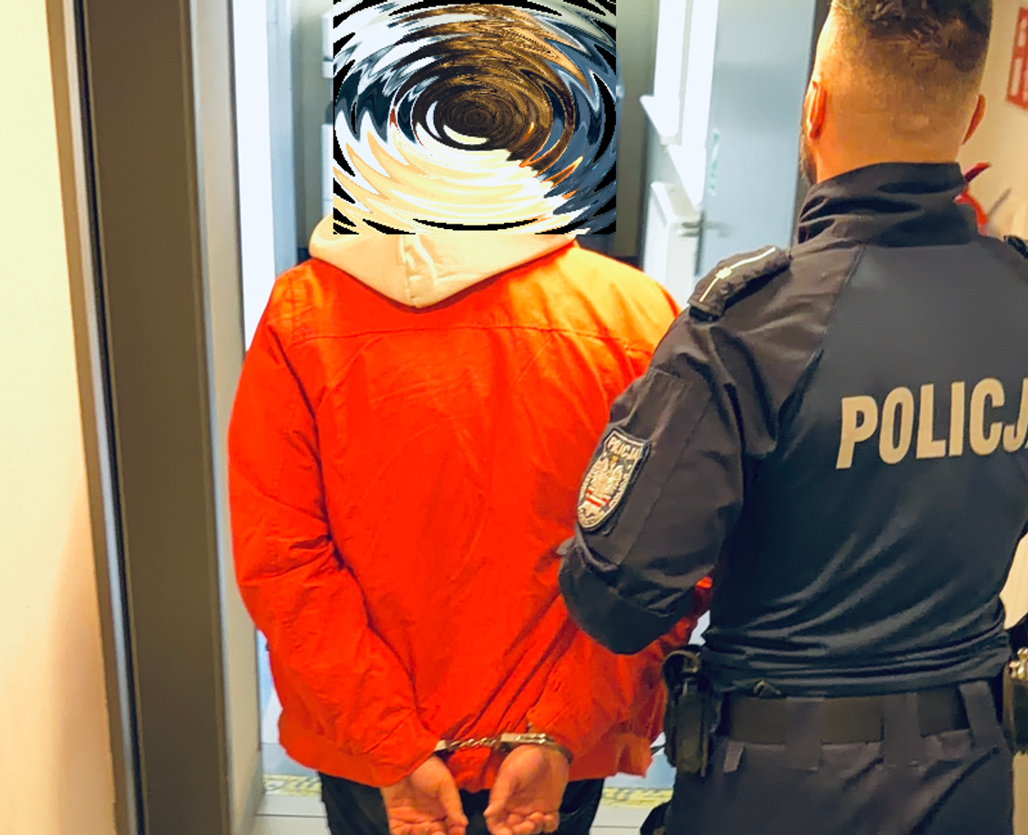 16-latek bił rodziców i znęcał się nad nimi psychicznie. Trafił do ośrodka wychowawczego 16-latek bił rodziców i znęcał się nad nimi psychicznie. Trafił do ośrodka wychowawczego