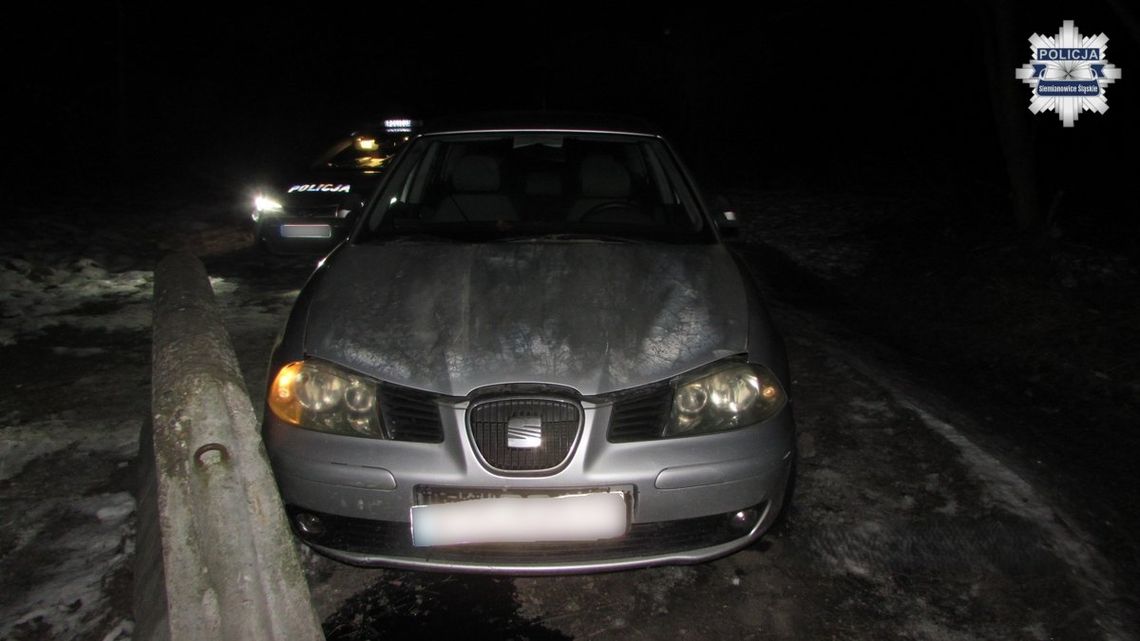 16-latek po marihuanie nie zatrzymał się do kontroli i zaczął uciekać. Uderzył w betonową zaporę 16-latek po marihuanie nie zatrzymał się do kontroli i zaczął uciekać. Uderzył w betonową zaporę