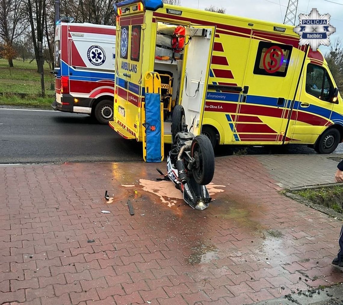 16-letni motocyklista podczas wyprzedzania wjechał w auto. Trafił do szpitala z 15-letnim pasażerem 16-letni motocyklista podczas wyprzedzania wjechał w auto. Trafił do szpitala z 15-letnim pasażerem